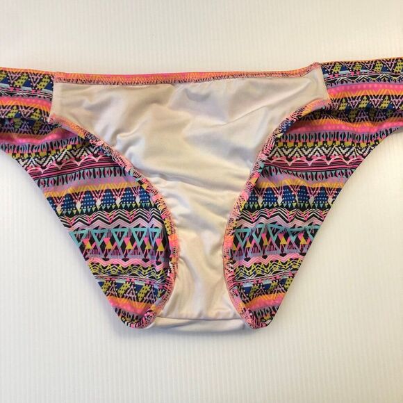 Victoria's Secret Multicolor Patterned Bikini - Picture 8 of 12